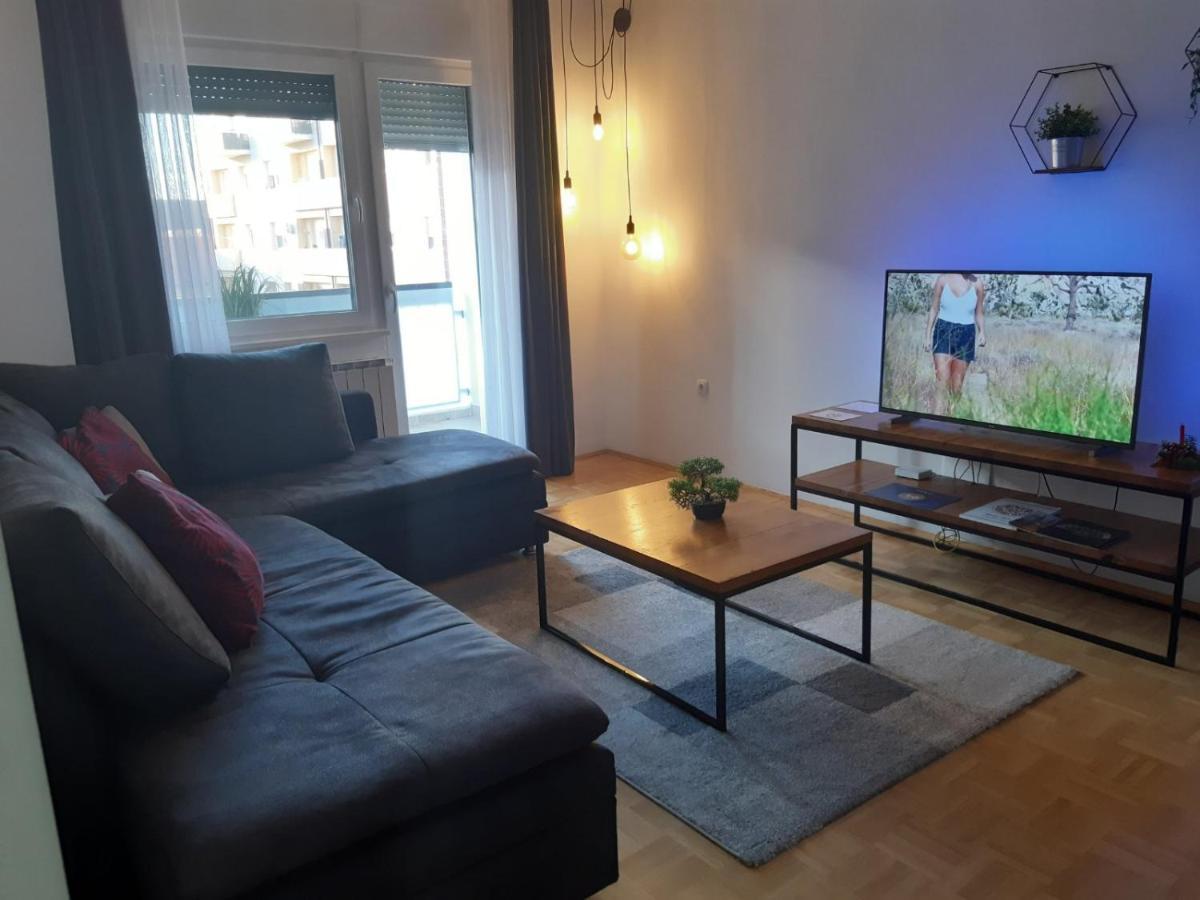 Appartamento For5 Ðakovo Esterno foto